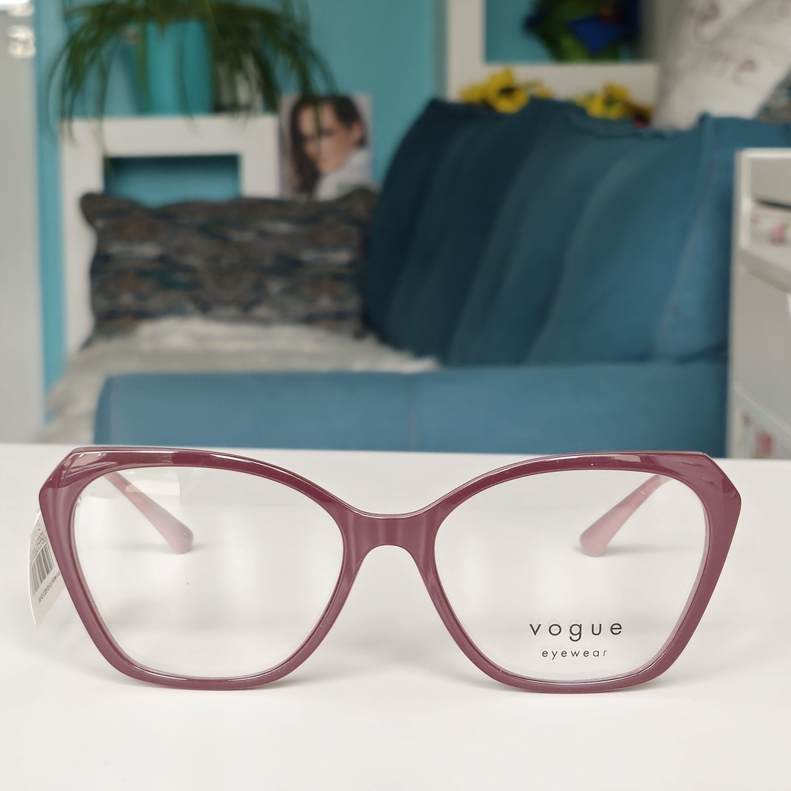 20240702-175217 Ženski Ljubičasti plastični okvir sa rose gold metalnim drškama VOGUE VO5522 3100 54-16-140 - Slika 1