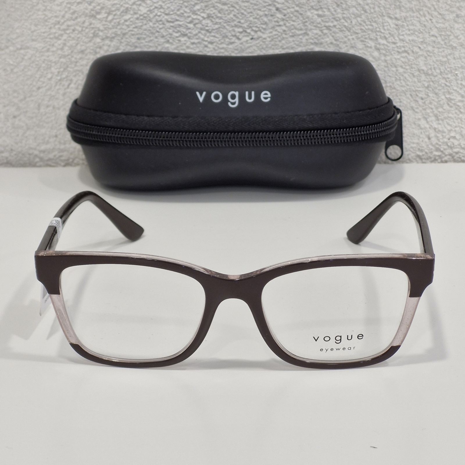 Ženski braon acetat plastični dioptrijski okvir VOGUE VO 5556 3136 Ženski braon acetat plastični dioptrijski okvir VOGUE VO 5556 3136