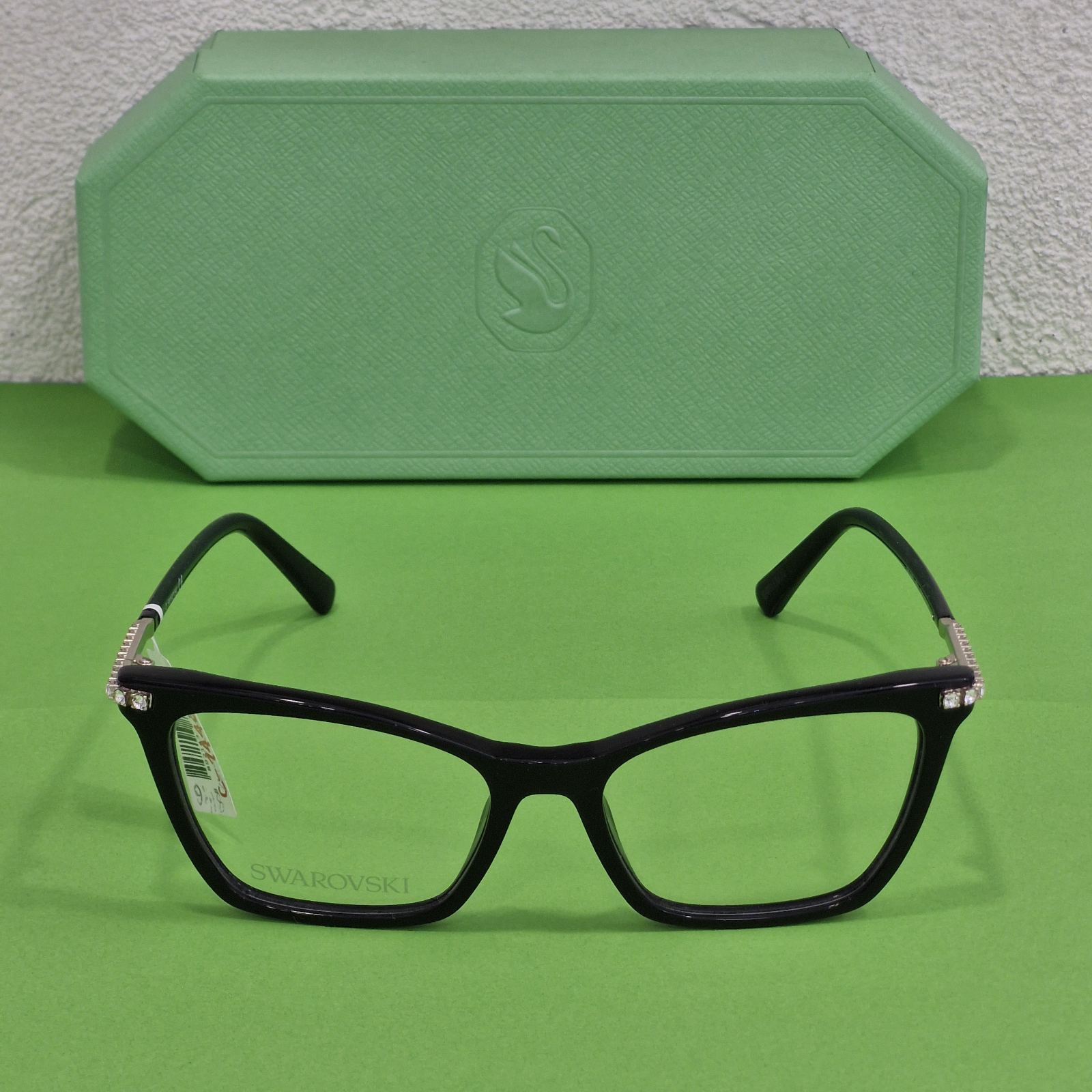 Ženski crni acetat plastični dioptrijski okvir SWAROVSKI SK 5471 001 Ženski crni acetat plastični dioptrijski okvir SWAROVSKI SK 5471 001