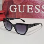 GUESS Ženske crne mačkaste plastične naočare za sunce GU00264 01B